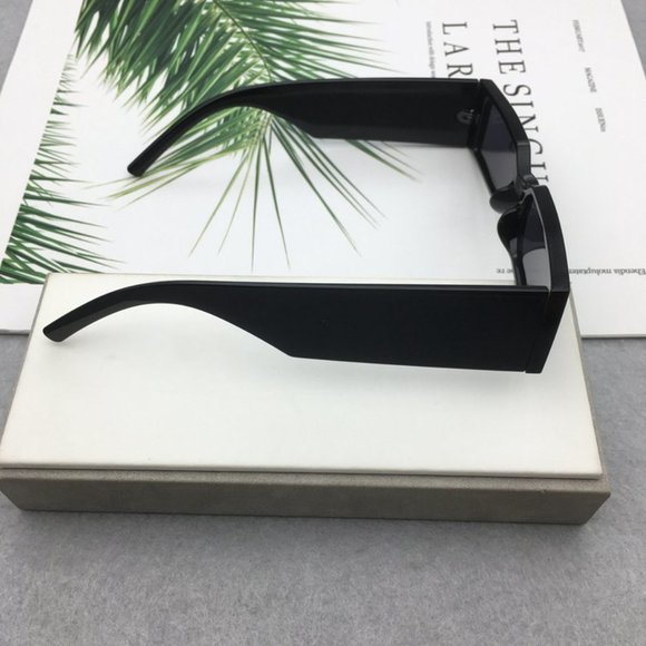 Fashion Sunglasses for Women and Men - Picture 3 of 5